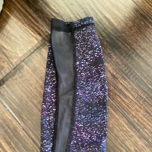 Lululemon size 6 cropped leggings - Picture 3 of 4